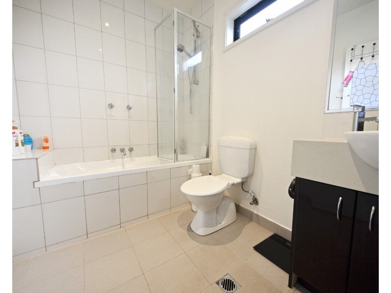 25/1324-1328 Centre Road, Clayton South VIC 3169