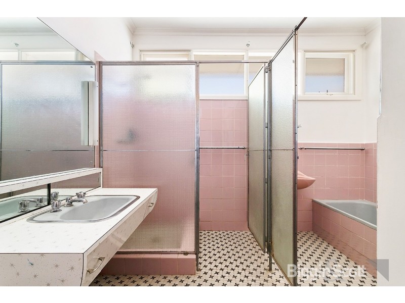 10 Cherry Street, Glen Waverley VIC 3150