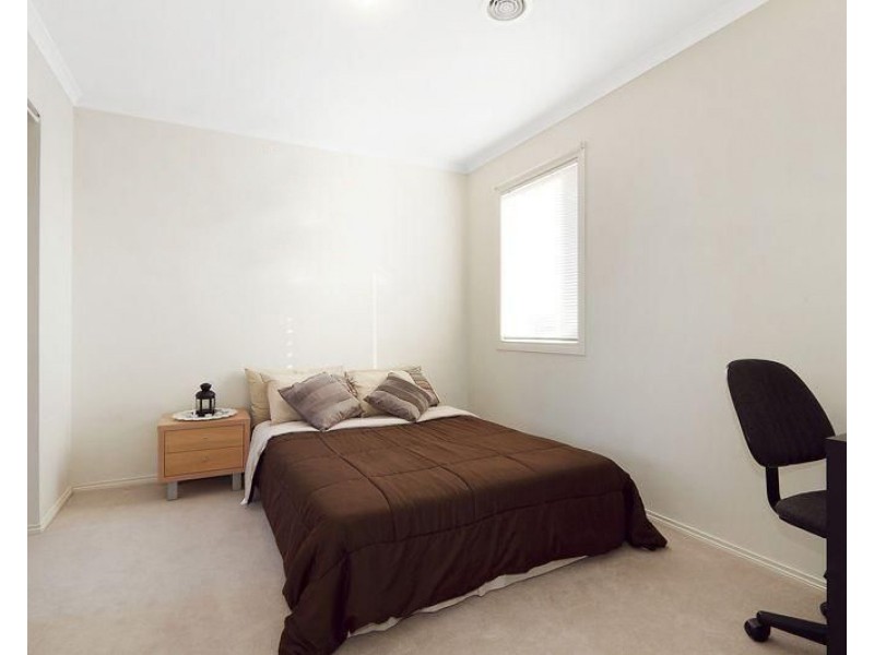 13/18 Tulloch Grove, Glen Waverley VIC 3150