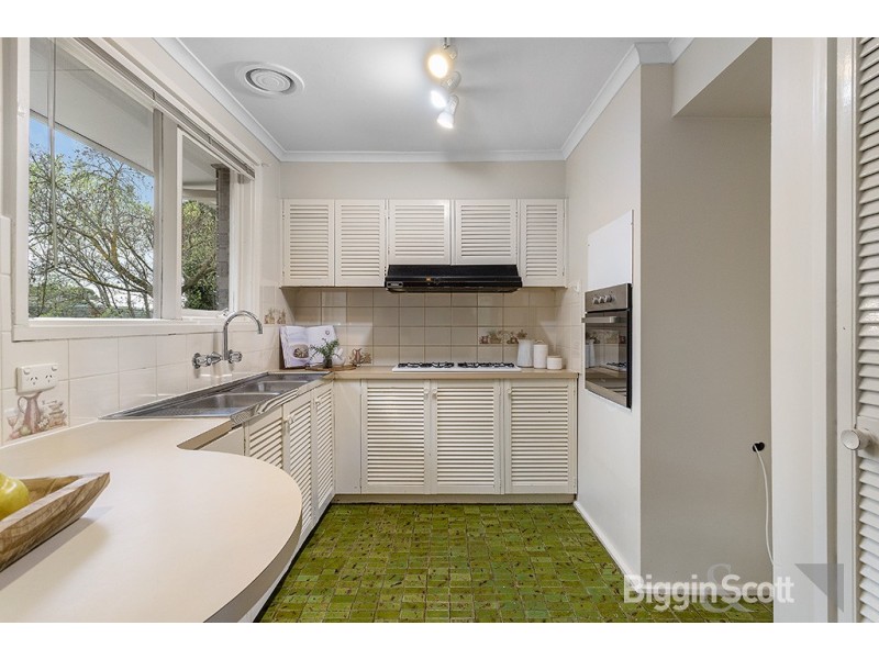 5 Overland Drive, Vermont South VIC 3133