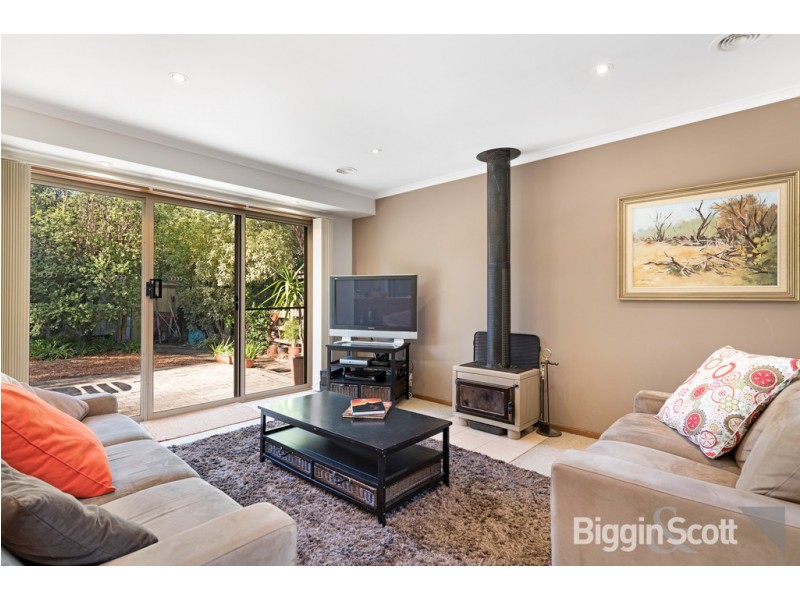 2 Bottlebrush Court, Wheelers Hill VIC 3150