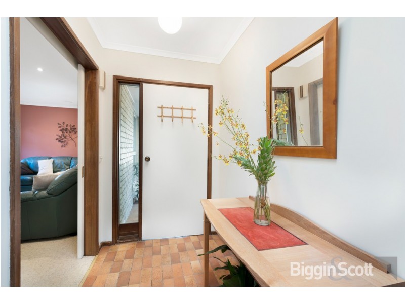 2 Bottlebrush Court, Wheelers Hill VIC 3150