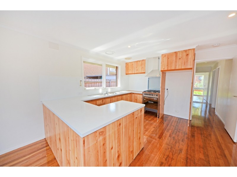 39 Columbia Drive, Wheelers Hill VIC 3150