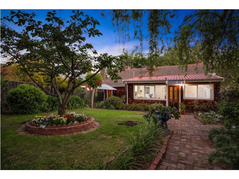 22 Lodge Road, Camberwell VIC 3124