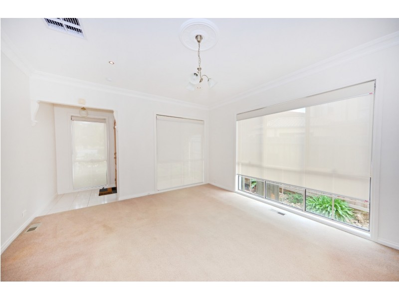 1/26 Strathconnan Place, Wheelers Hill VIC 3150
