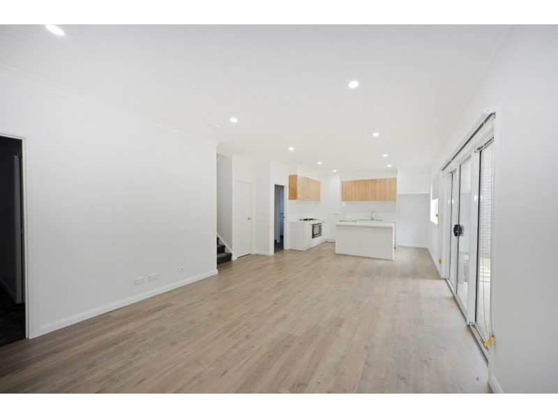 1/10 Hainthorpe Grove, Mulgrave VIC 3170