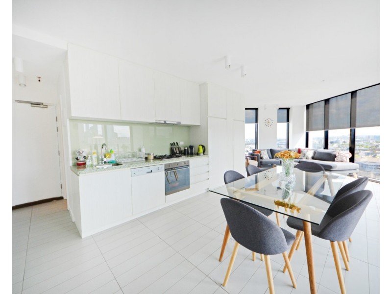 1504/673 La Trobe Street, Docklands VIC 3008