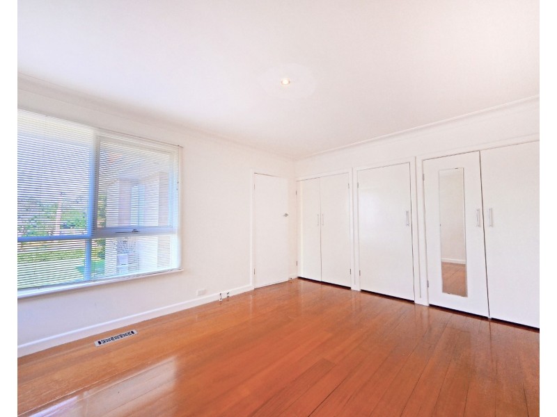 4 Alawara Court, Burwood East VIC 3151