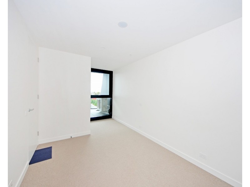 1114/52 O’Sullivan Road, Glen Waverley VIC 3150