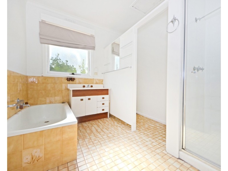 87 Blackburn Road, Mount Waverley VIC 3149