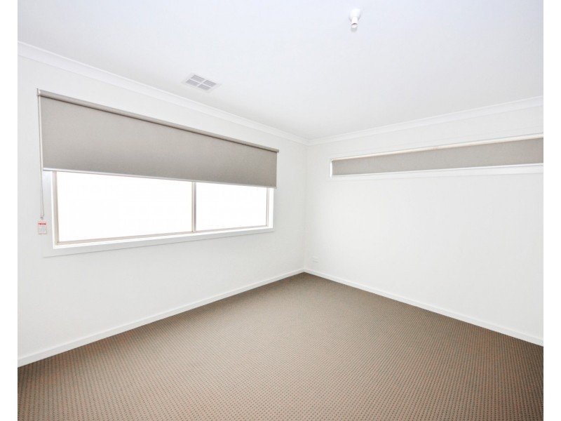 2/1338 Stud Road, Rowville VIC 3178