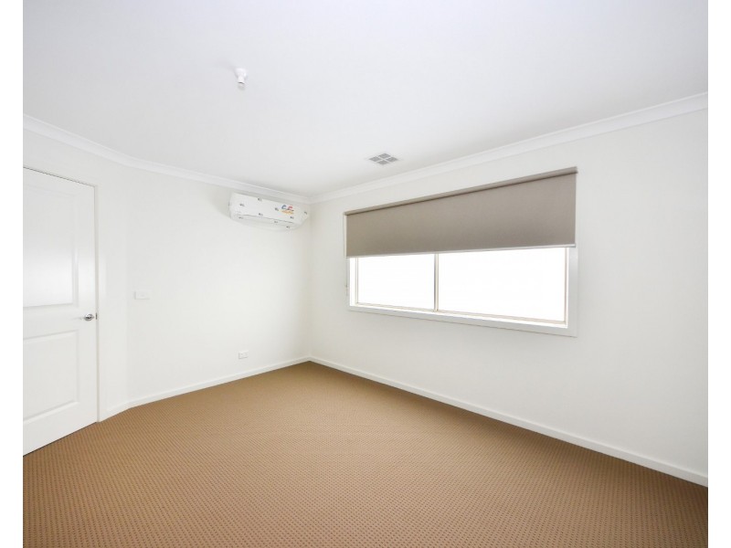 2/1338 Stud Road, Rowville VIC 3178