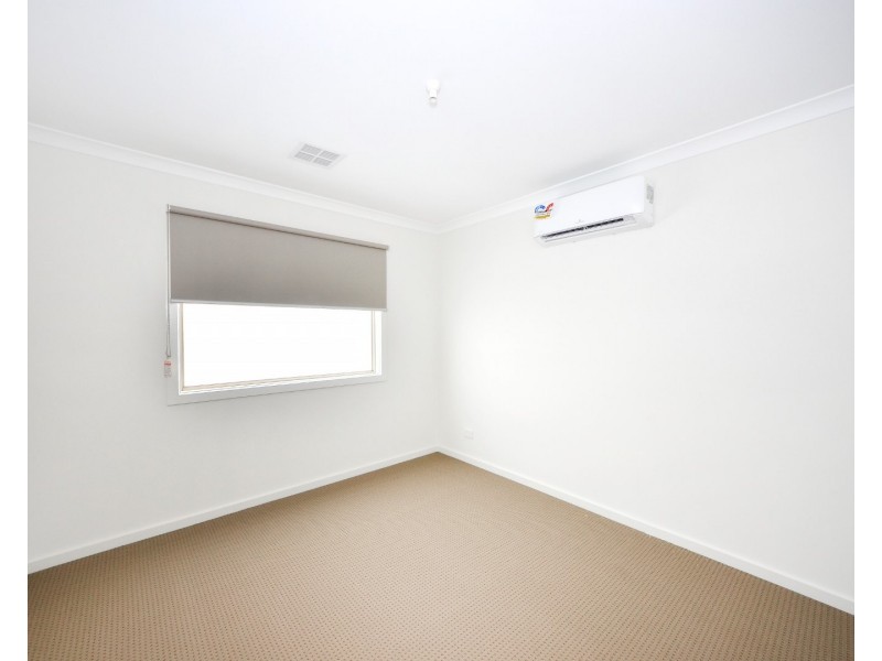 2/1338 Stud Road, Rowville VIC 3178