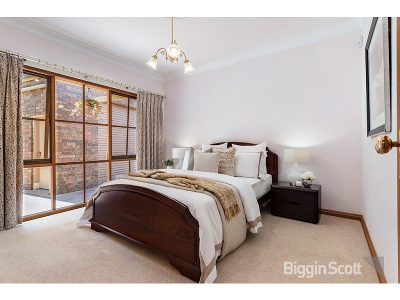 21 Atheldene Drive, Glen Waverley VIC 3150