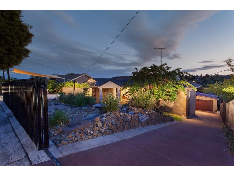 16 Exell Drive, Dandenong North VIC 3175