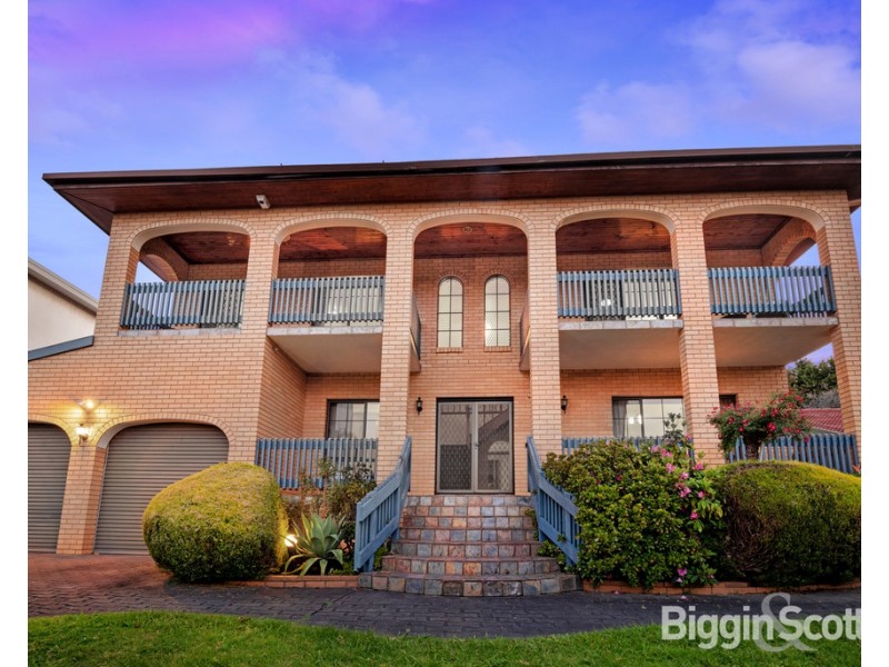 19 Garnett Road, Wheelers Hill VIC 3150