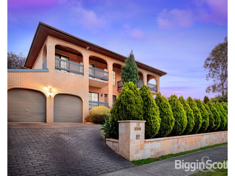 19 Garnett Road, Wheelers Hill VIC 3150