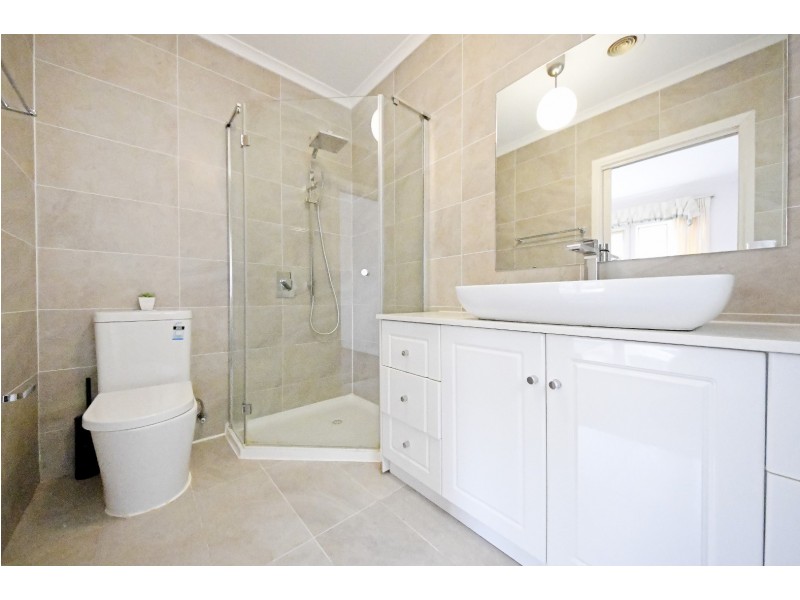 2/12 Emerald Street, Mount Waverley VIC 3149