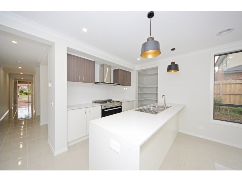 14a Botanic Drive, Glen Waverley VIC 3150