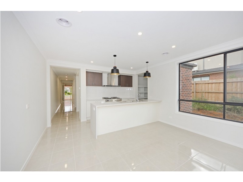 14a Botanic Drive, Glen Waverley VIC 3150