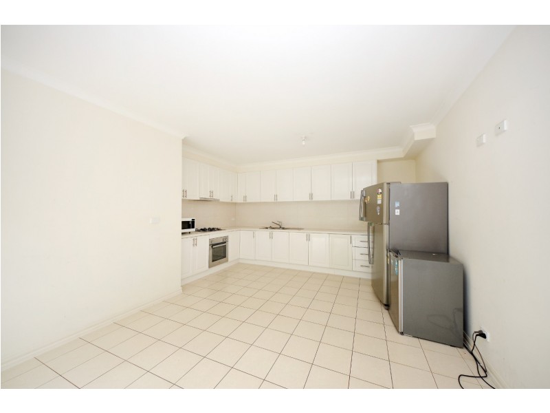 2/1943 Dandenong Road, Clayton VIC 3168