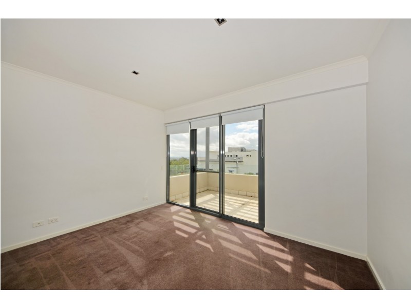 25/2-4 Blair Road, Glen Waverley VIC 3150