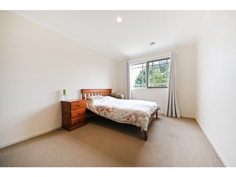 21 Crown Close, Oakleigh East VIC 3166