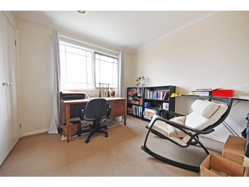 21 Crown Close, Oakleigh East VIC 3166