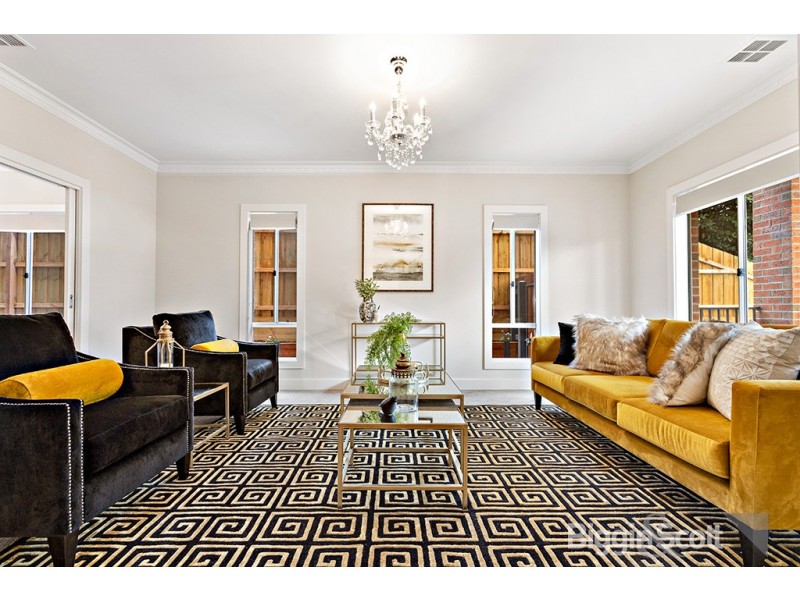 10 Chapman Boulevard, Glen Waverley VIC 3150