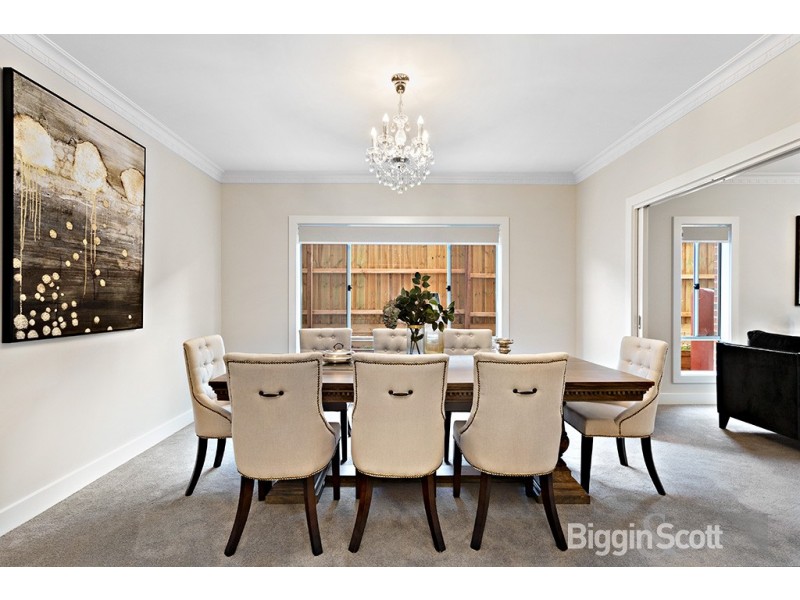 10 Chapman Boulevard, Glen Waverley VIC 3150