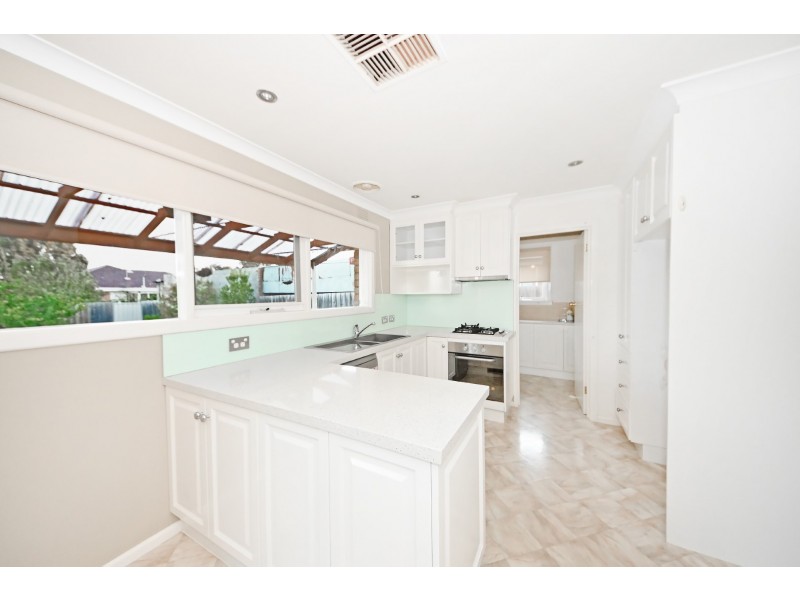 4 Caroline Street, Clayton VIC 3168