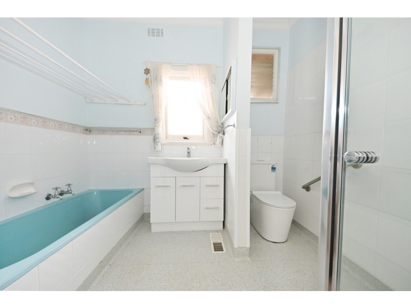 46 Outlook Road, Mount Waverley VIC 3149