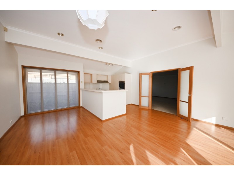 21 Newcombe Court, Wantirna South VIC 3152