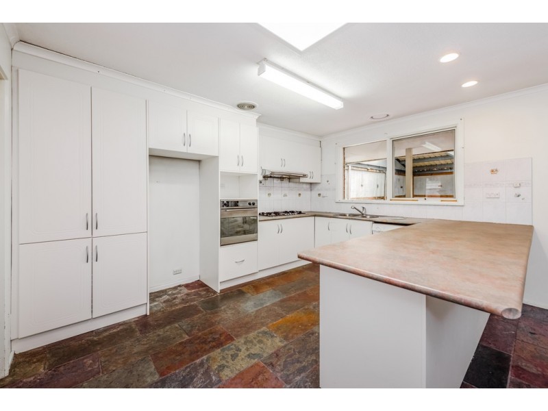 2 Jensen Court, Wheelers Hill VIC 3150