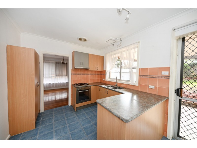 69 Vicki Street, Forest Hill VIC 3131