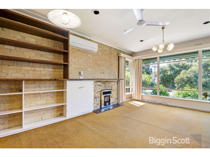 303 Lawrence Road, Mount Waverley VIC 3149