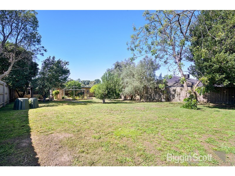 303 Lawrence Road, Mount Waverley VIC 3149