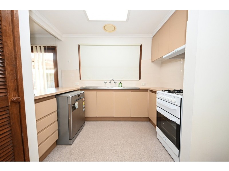 15 Eildon Parade, Rowville VIC 3178