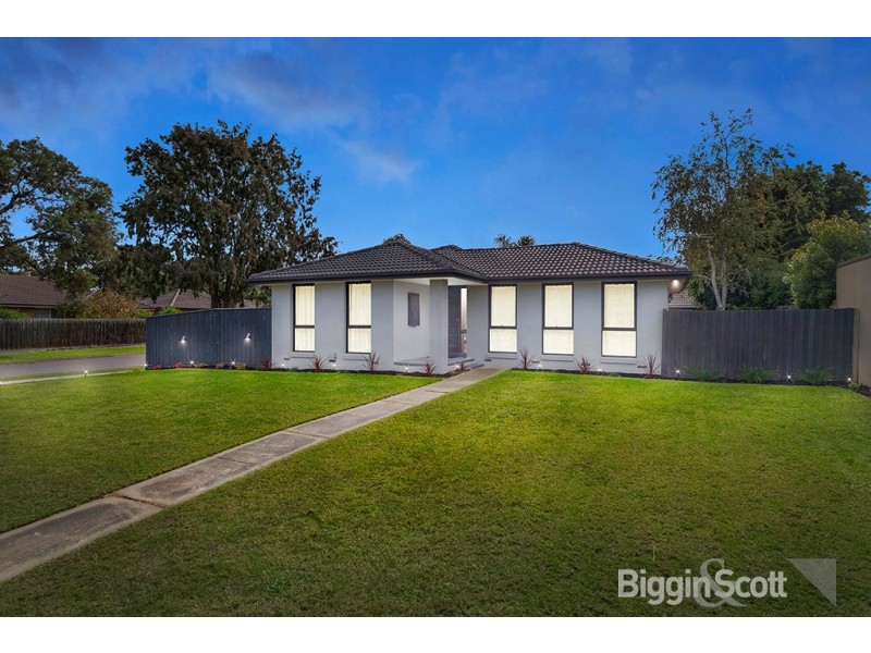 11 Goulburn Drive, Rowville VIC 3178