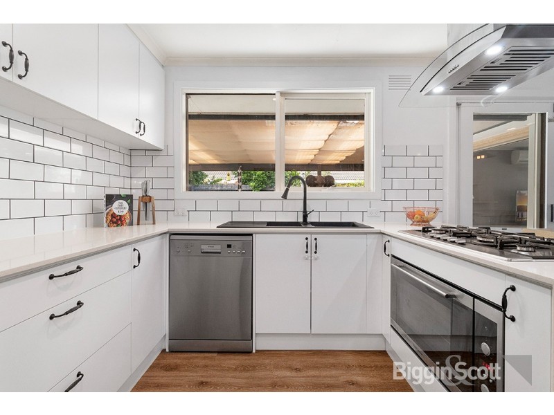 11 Goulburn Drive, Rowville VIC 3178