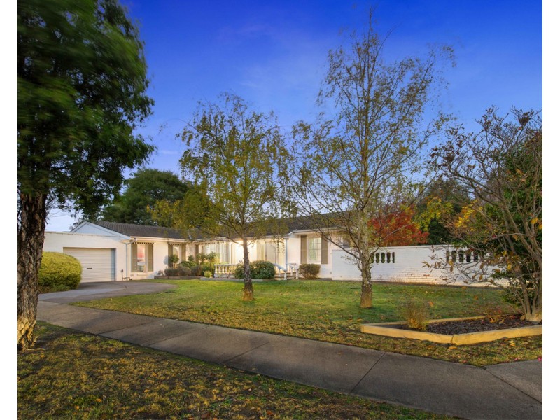 10 Ascot Court, Glen Waverley VIC 3150