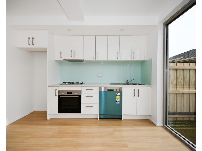 G02/22 Shirley Avenue, Glen Waverley VIC 3150