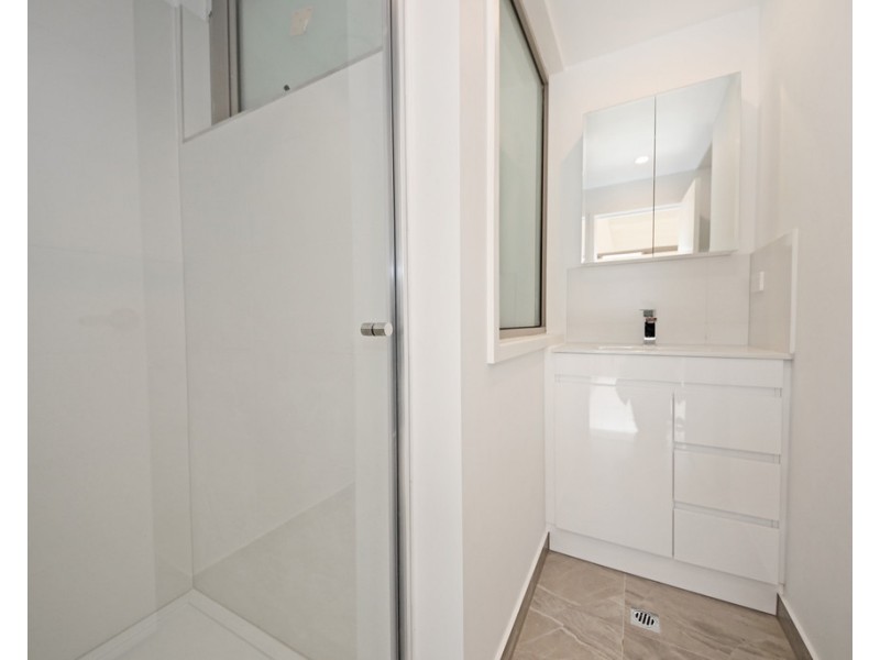 G02/22 Shirley Avenue, Glen Waverley VIC 3150