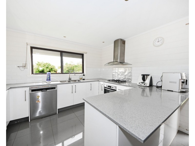 51 Helen Road, Ferntree Gully VIC 3156