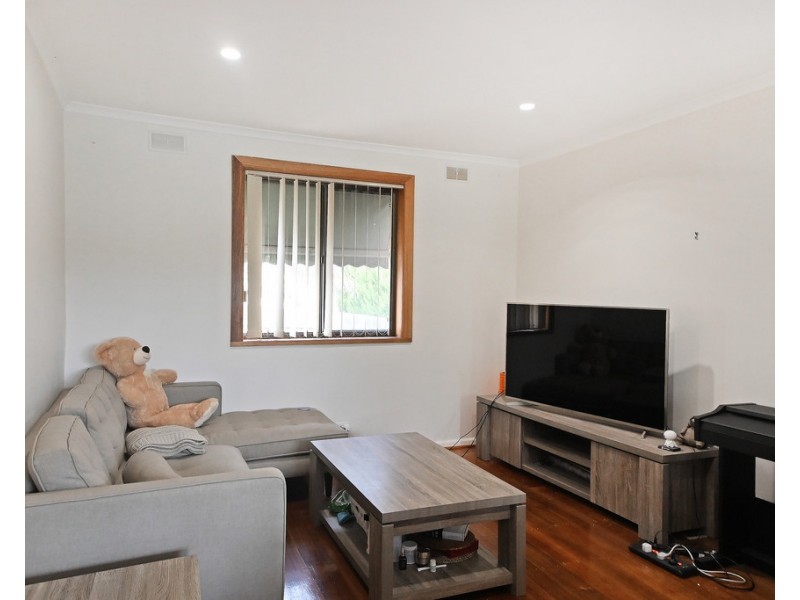 2 Jacana Street, Chadstone VIC 3148