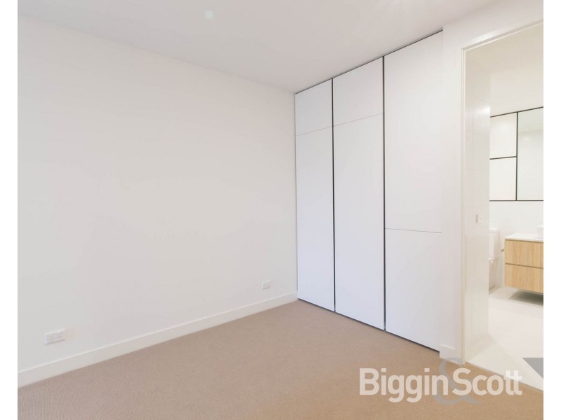 110/2 Elland Avenue, Box Hill VIC 3128