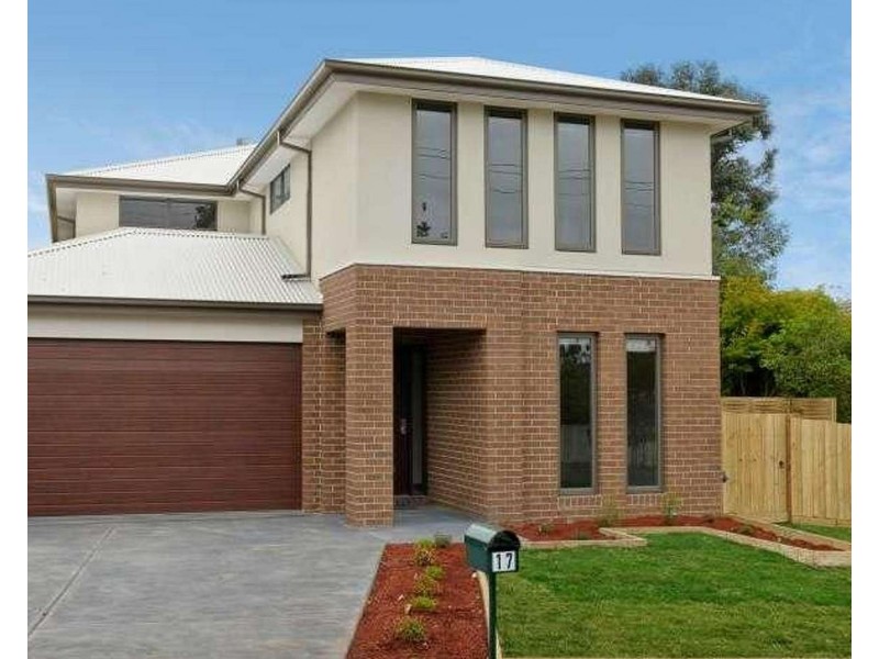 17 Leopold Street, Burwood VIC 3125