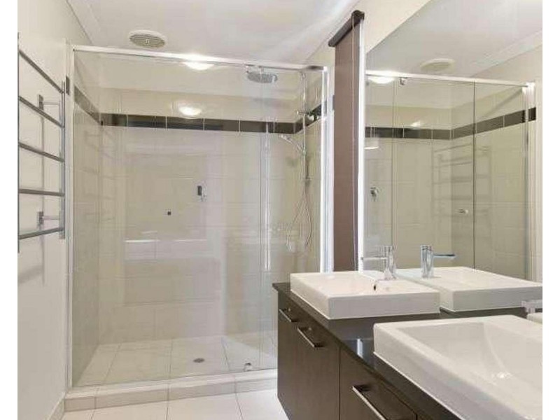 17 Leopold Street, Burwood VIC 3125