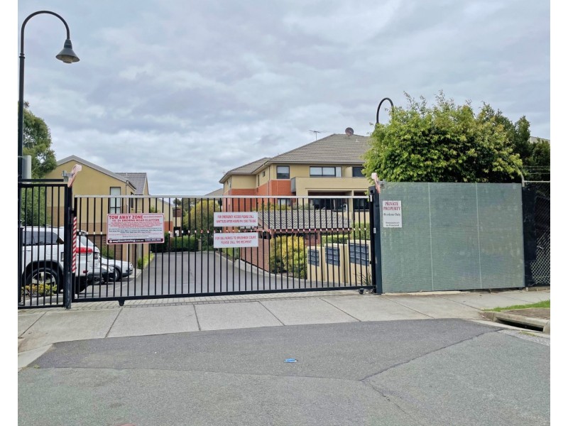 21 Brushbox Court, Clayton VIC 3168