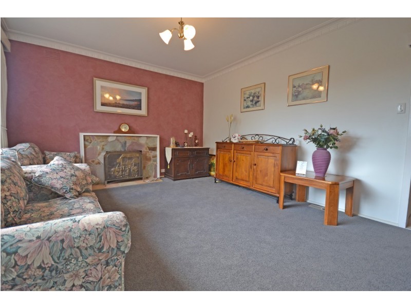 22 Mandowie Road, Glen Waverley VIC 3150